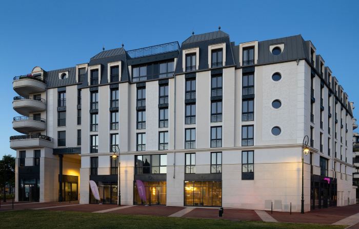 Moxy Paris Clamart