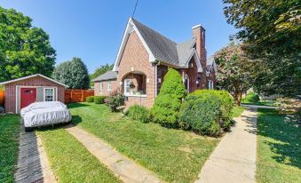 Lovely Waynesville Home w/ Yard: Pet Friendly - Housity