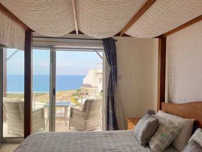 Charming villa with magical sea view, perfect for the family فنادق في 