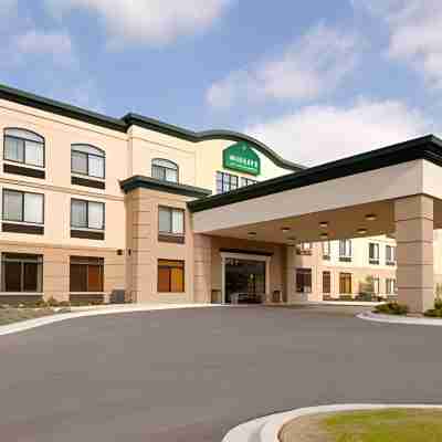 Wingate by Wyndham Tupelo Hotel Exterior
