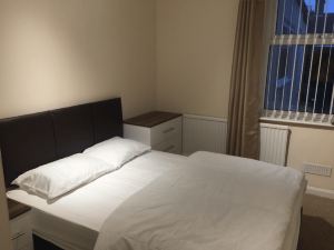 Large Room in Leicester