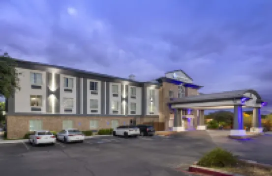 Best Western Medical Center North Inn  Suites Near Six Flags