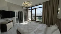 Best view in city, secured 24/7 - Holiday Apartments