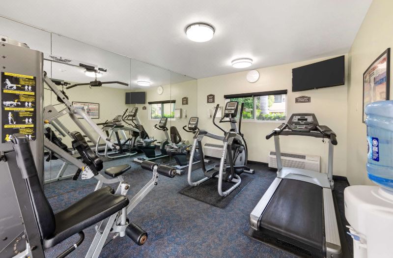 Best Western Plus Redondo Beach Inn photo 2