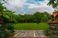 The Sky Imperial Kumbhalmer Resorts Hotel dekat Veer Shiromani Jhala Deda ji Ki Chatri