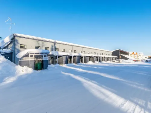 Skivillas 78 Ukkohalla (1)