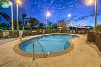 Fairfield Inn & Suites Naples - Pools