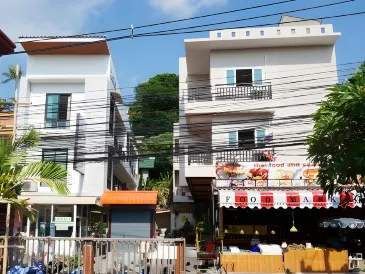 Kata Beachwalk Hotel and Bungalows