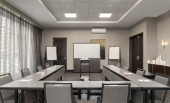 Hampton Inn & Suites Worcester