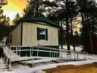 Secluded CO retreat featuring a swim spa, hiking trail and stocked kitchen!