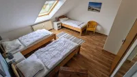 Gut Ausgestattetes und Modernes Ferienhaus mit Eingezäuntem Garten, Strandnah - 3-Sterne