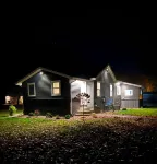 3- Bedroom Bungalow 20 Minutes From ND Campus Osolo Township住宿飯店