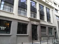 Art-Deco Charm Steps Away from Canal Saint-Martin Hotel a Parigi