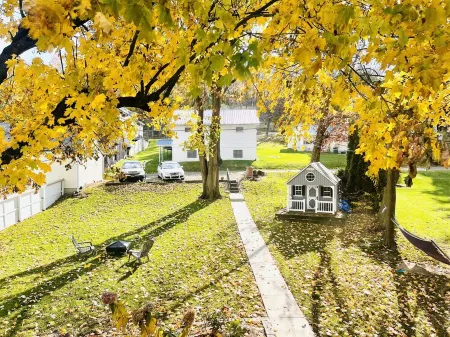 House On Market Отели в г. Union County