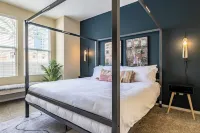 Spacious Home in South Coast - 1Mi to South Coast Plaza & Irvine - Gym+Pool & EV Hotel dekat Christ Our Savior Catholic Parish