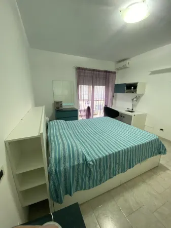 2 Bedroom Apartment in Rome Отели рядом с достопримечательностью «Римский университет Тор Вергата»