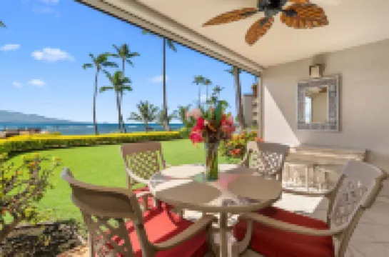 BEAUTIFUL OCEANFRONT CONDO* EXCELLENT VIEW* PERFECT LOCATION & A/C