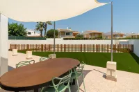 Villa Houses - Villa Alta Calidad con Piscina y Jardín. A 5 Minutos de la Playa