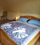 Living under "thatch" Family-Friendly, Dogs Allowed, Garden+Large Open Space