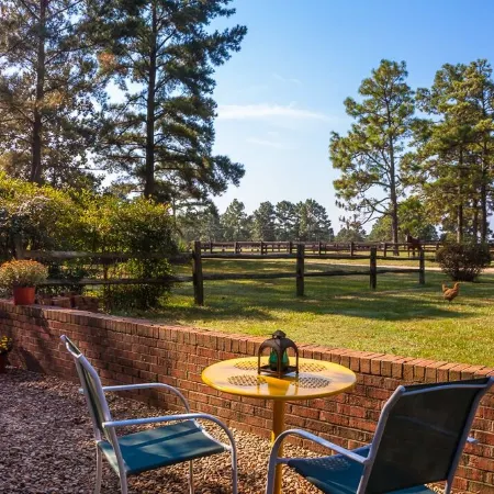 Tanglewood Farm -Horse & Hound Suite 1 Br/2BA Private Apt on Horse Farm
