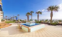 Luxury 3/3.5 Direct Ocean Front Condo w/Wow-Factor Sunrises on Private Balcony