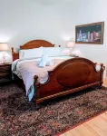1901 Storefront Studio: King Saatva Bed & Retro Charm - 4 étoiles