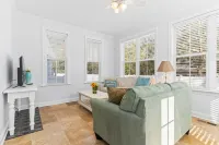2 Miles from Holden Beach Dog Friendly, Family Friendly Sandy Feet Retreat! - 4-Star