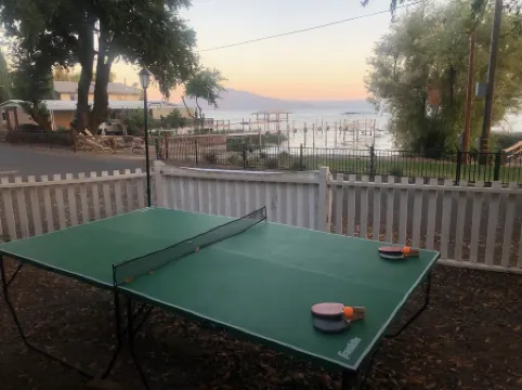 All Inclusive Amenities &Tax.Kayak,Sup,Pedal Boat,PingPong, Pickleball,Movie Nt