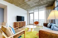 Austin Downtown Condo - 1BR Lakeview 23rd-floor