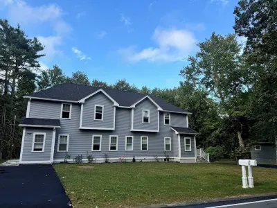 Modern/Luxury Condo Norwood Hôtels à proximité de : Amira