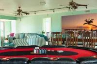 Beach House, Waterfront, Sombrero Beach, Florida Keys Rental, Private Pool, Dock