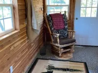 Tom & Jerri's Rustic Cabin located on the lake Hotels in Brown County