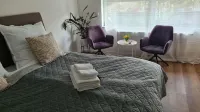 Neue, Gemütliche Ferienwohnung für 2 Personen in Altstadtnähe von Freinsheim Hotels near Historischen Spielzeugmuseum Freinsheim