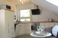 Beautiful top floor apartment surrounded by vineyards Hotels in Offenburg