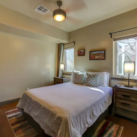 3B/2B Modern Downtown Moab Townhouse - Short Walk from the Heart of Downtown