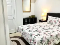 Spacious 3BD 2BA Jacuzzi near Convention Center