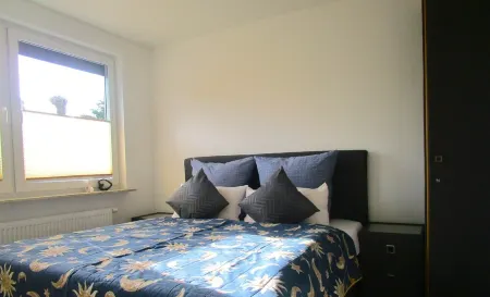 Ruhige Apartment mit Terrasse im Zentrum Emdens Отели рядом с достопримечательностью «Osaka»