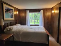 Lake Front on Little Clear Lake- Comfort Resort