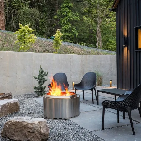Architect-Designed 3BR Forest Retreat Near Asheville