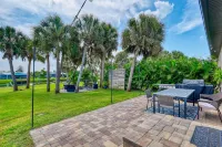 Waterview Vacation Retreat Close To Ocean - Homestays