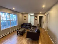 Beautiful 4BR Lake Front House