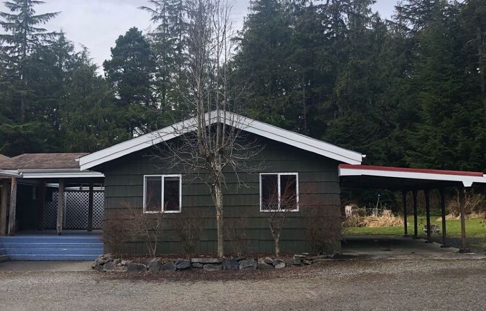 Diamond House, cozy home in a park-like setting