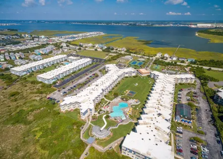 Family Paradise, Oceanfront Complex Amenities Galore