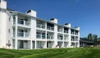 Waterfront Setting w/ Top-Floor Views Overlooking Lake Charlevoix