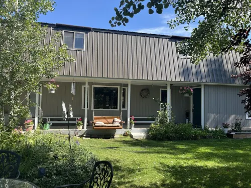 Idyllic apartment near the Tetons and Yellowstone