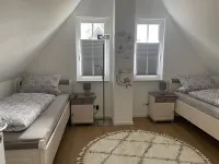 Vacation home Fischerhuus on Usedom with sauna, fireplace and private garden Hotels in Zirchow