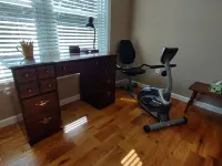 Charming 3-bedroom house with WiFi, and fenced-in backyard in serene Byrnes Mill