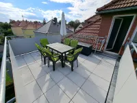 Geräumige Ferienwohnung "dresdner Stadt-terrasse" für 5 Erw., Kinder Willkommen