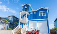 The Blue Marlini- Best 360 View, Private Heated Pool, and Golf Cart! Garage A/C!