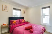 Kendall’s Beach Cottage 키아마 블로홀 주변 호텔